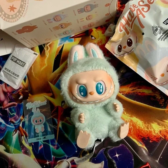 Pop Mart Labubu QUQU The Monsters Have a Seat - Picture 2 of 4